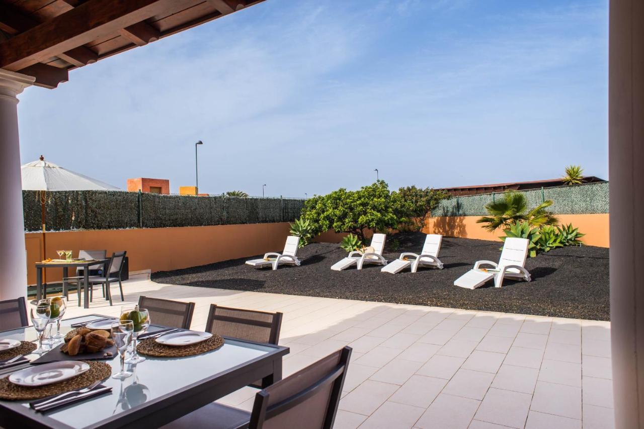 Villa Joy Private Pool Corralejo By Holidays Home Eksteriør billede